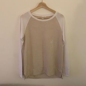 GAP long sleeve light sweater